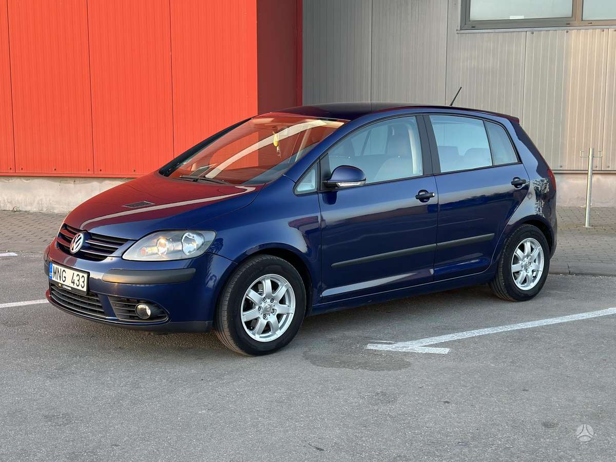 Volkswagen Golf Plus - 1