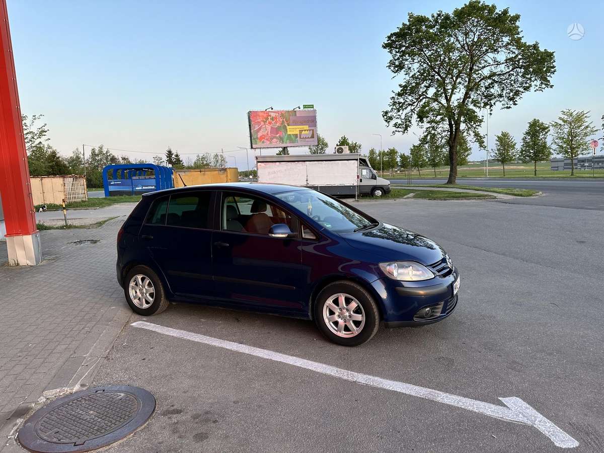 Volkswagen Golf Plus - 4