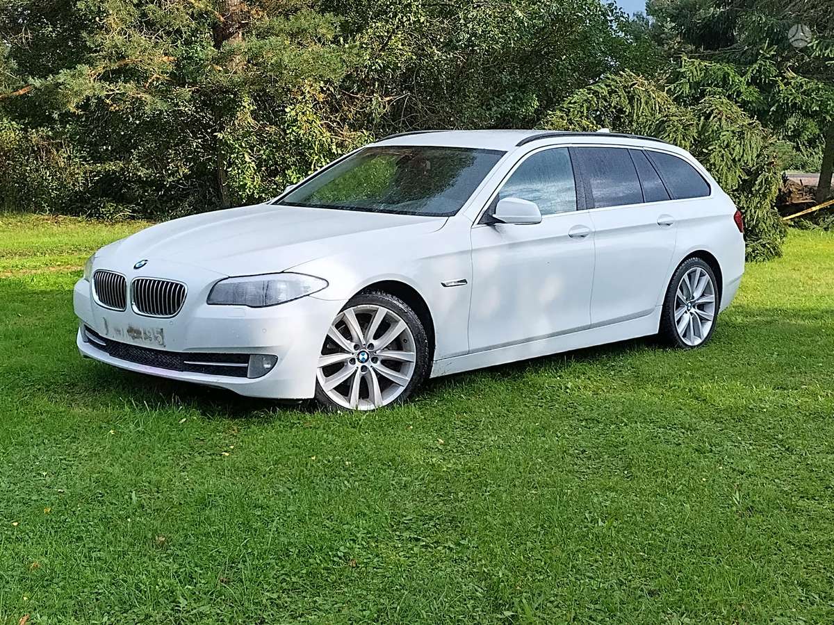 BMW 520, 2.0 l., Универсал