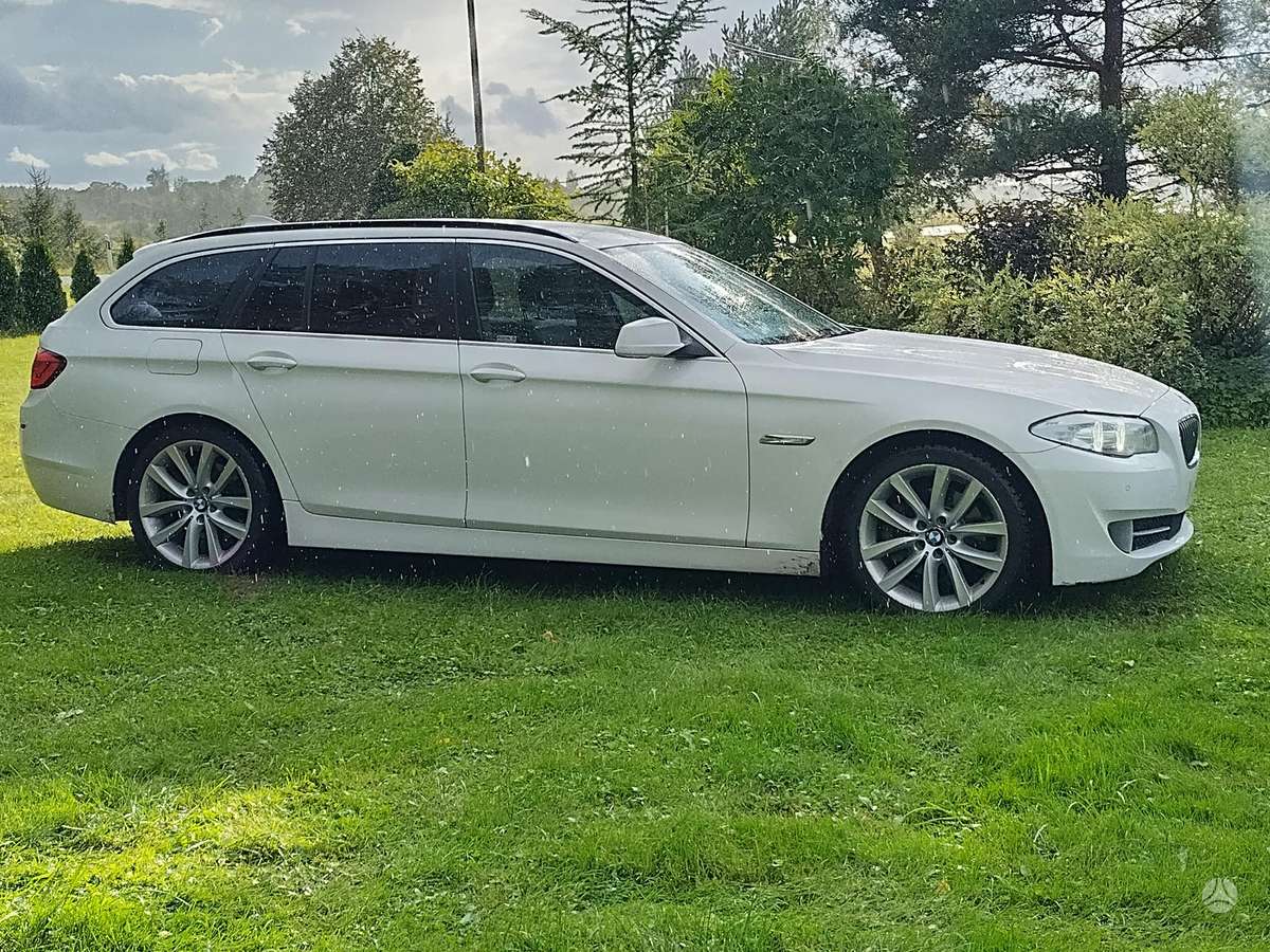 BMW 520, 2.0 l., Универсал