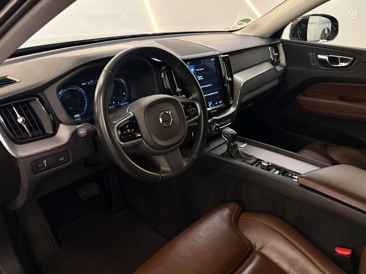 Volvo XC60 - 2