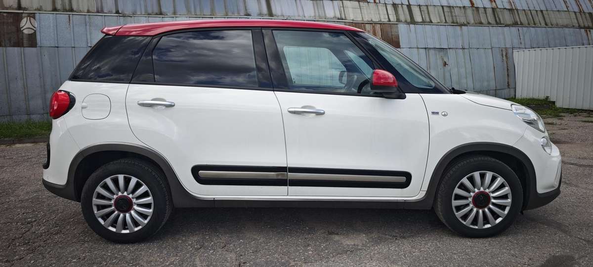 Fiat 500L, 1.6 l., hatchback