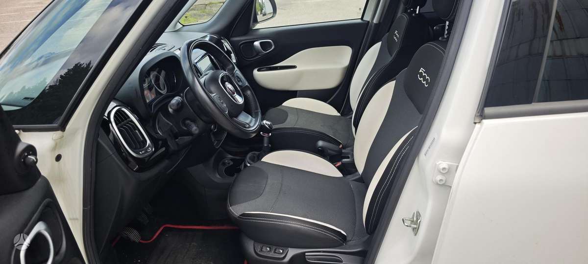 Fiat 500L, 1.6 l., hatchback
