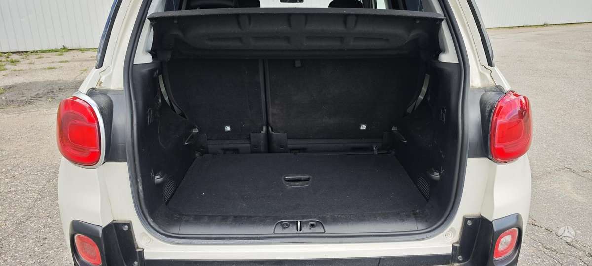 Fiat 500L, 1.6 l., hatchback