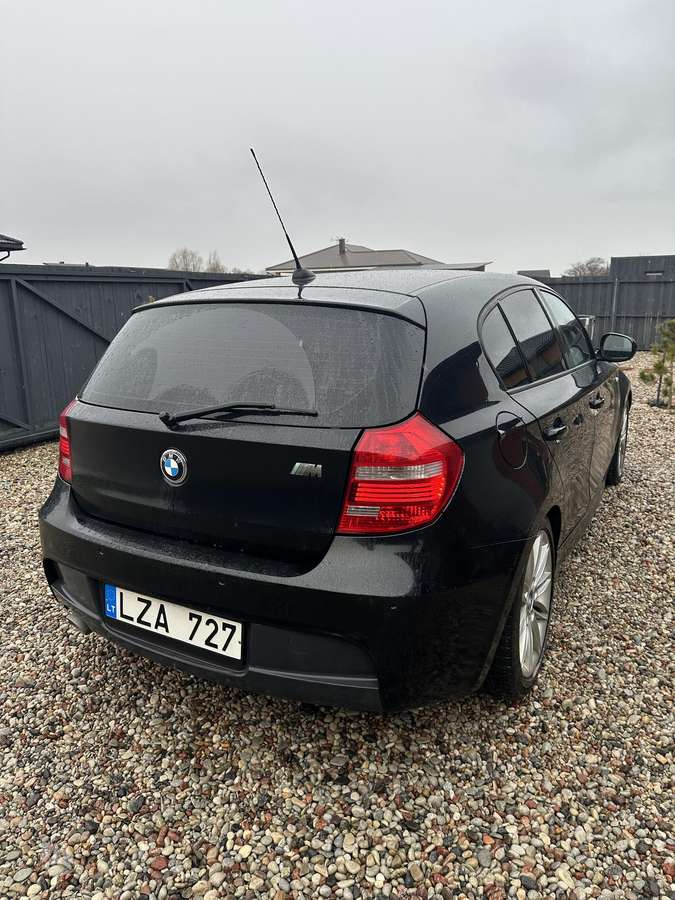 BMW 118, 2.0 l., Хэтчбек