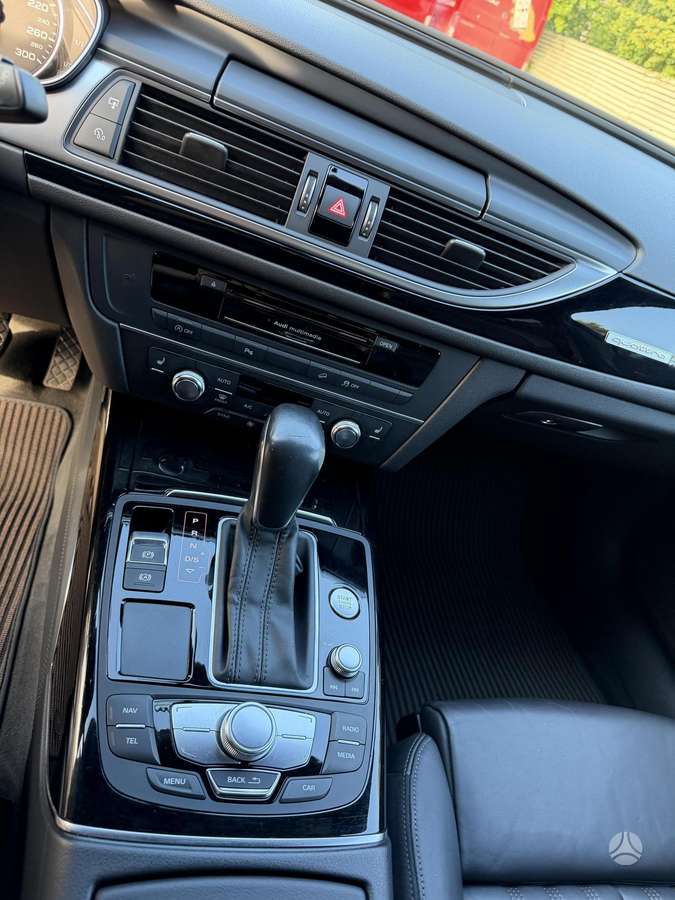 Audi A6 allroad, 3.0 l., Универсал
