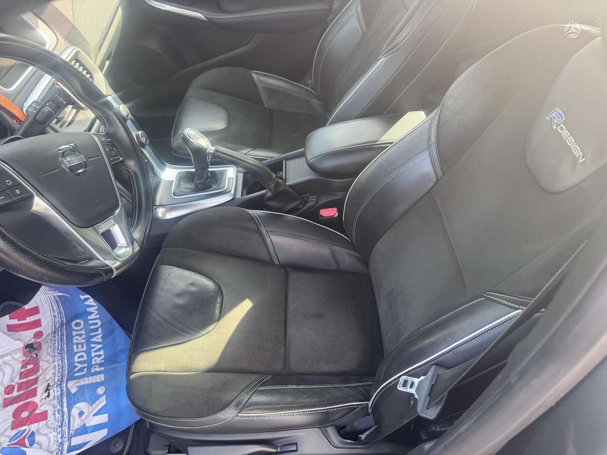 Volvo V40 - 9