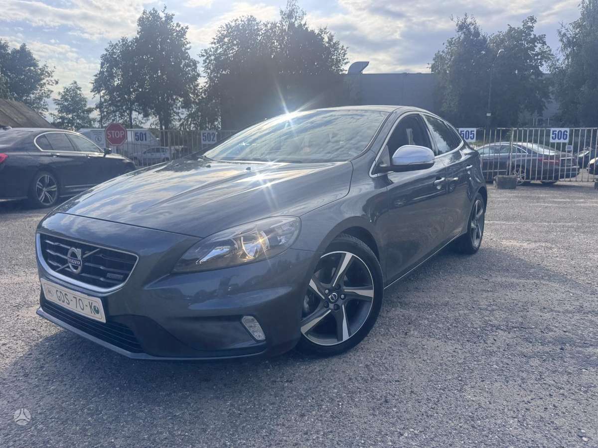 Volvo V40 - 1