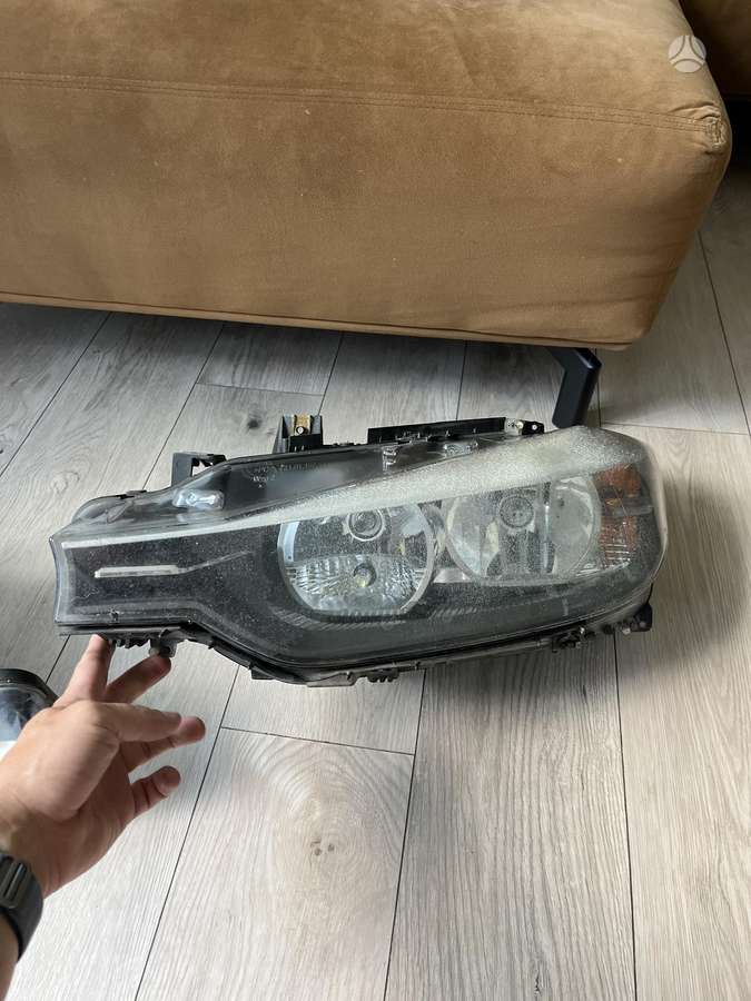 BMW 3 serija žibintai