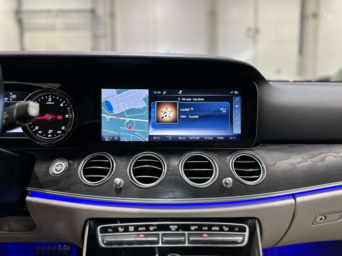 Mercedes-Benz E220, 2.0 l., universalas
