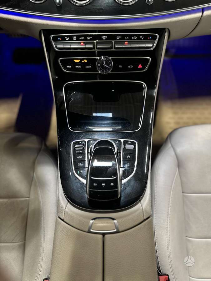 Mercedes-Benz E220, 2.0 l., wagon