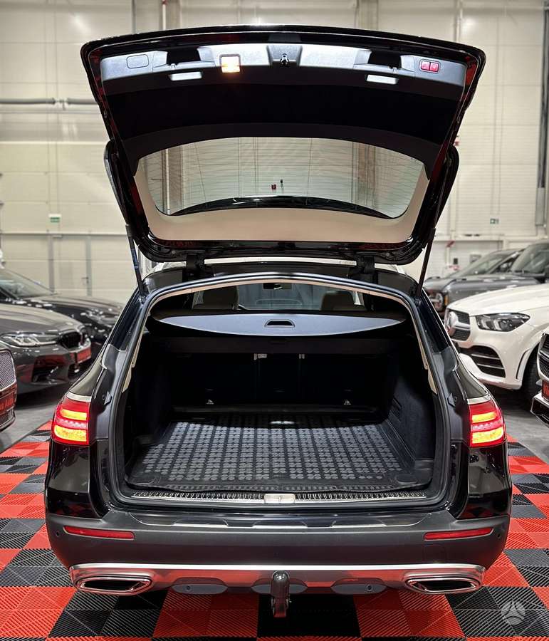 Mercedes-Benz E220, 2.0 l., wagon