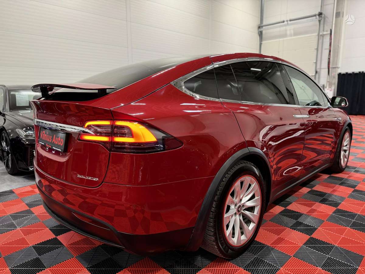 Tesla Model X, 90 kWh, off-road / crossover