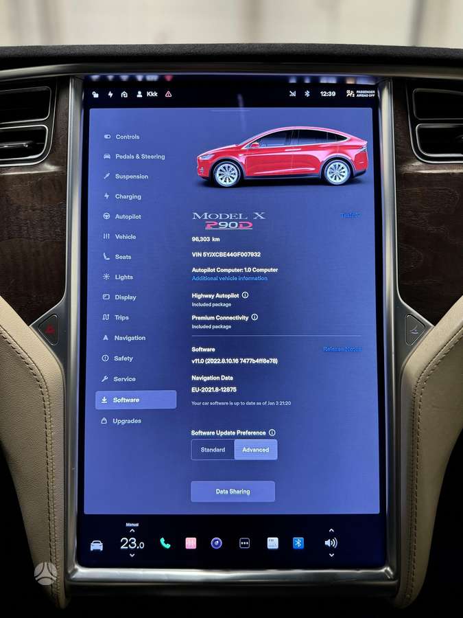 Tesla Model X, 90 kWh, off-road / crossover
