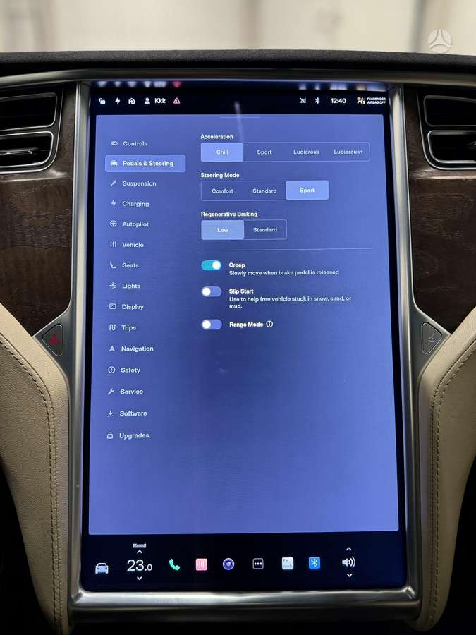 Tesla Model X, 90 kWh, off-road / crossover