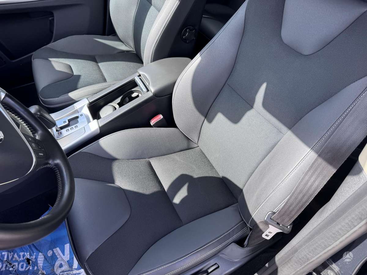 Volvo XC60 - 12
