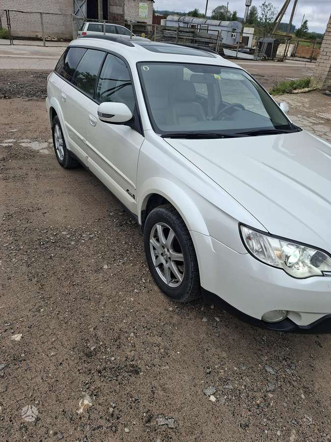 Subaru Outback - 3