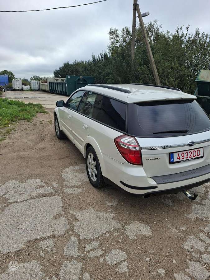 Subaru Outback - 5