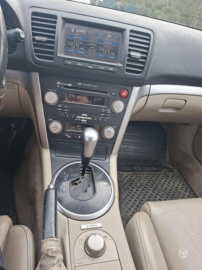 Subaru Outback - 7