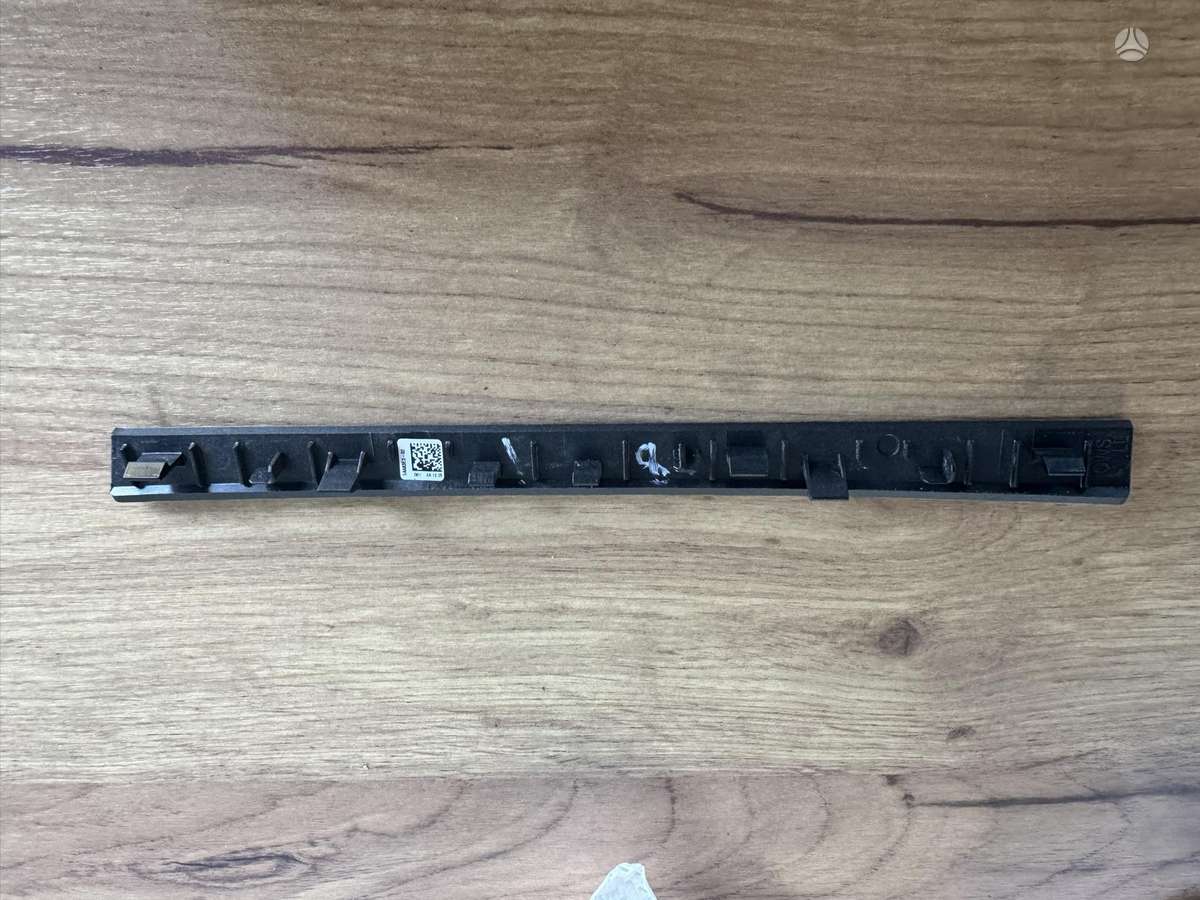 BMW i4 kėbulo dalys