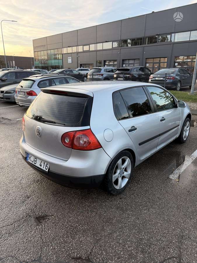 Volkswagen Golf - 3