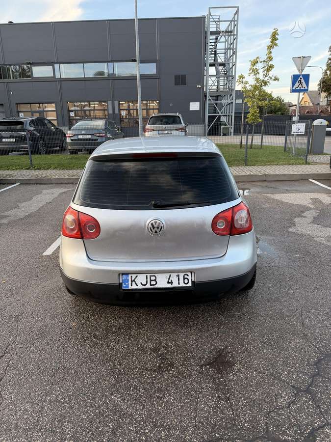 Volkswagen Golf - 4