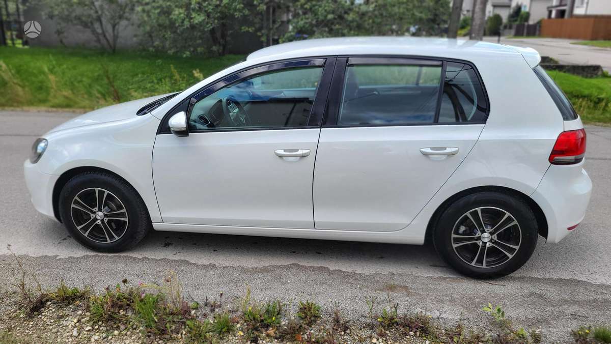 Volkswagen Golf - 4