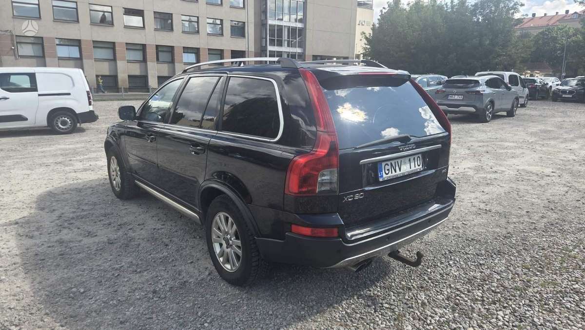 Volvo XC90 - 2