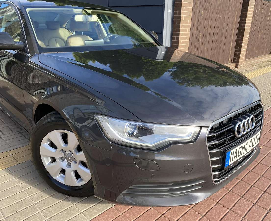 Audi A6, 2.0 l., Седан