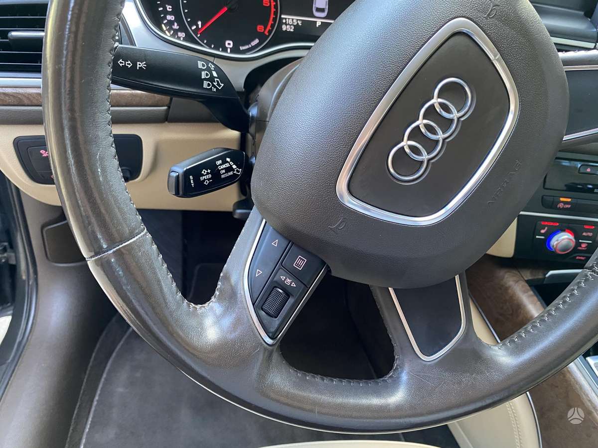 Audi A6, 2.0 l., Седан