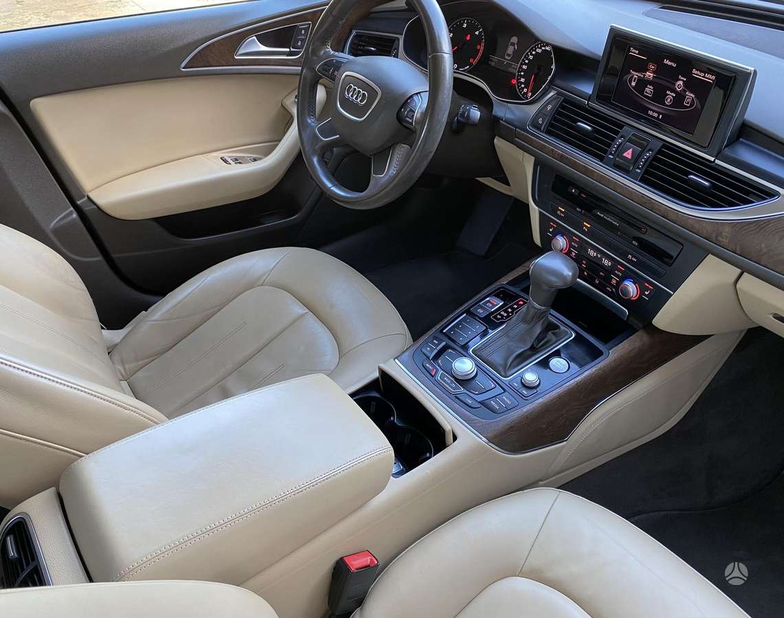 Audi A6, 2.0 l., Седан