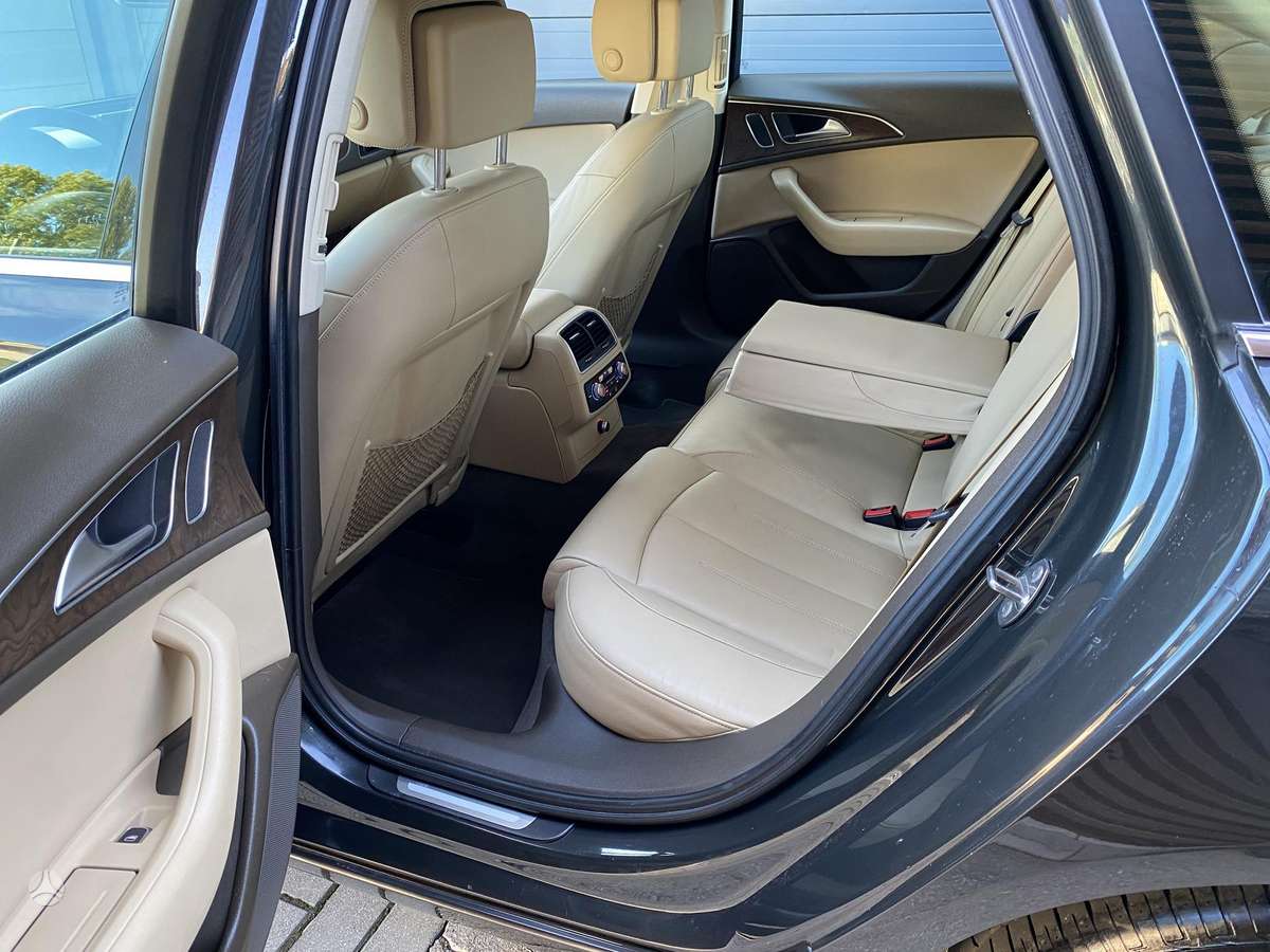 Audi A6, 2.0 l., Седан