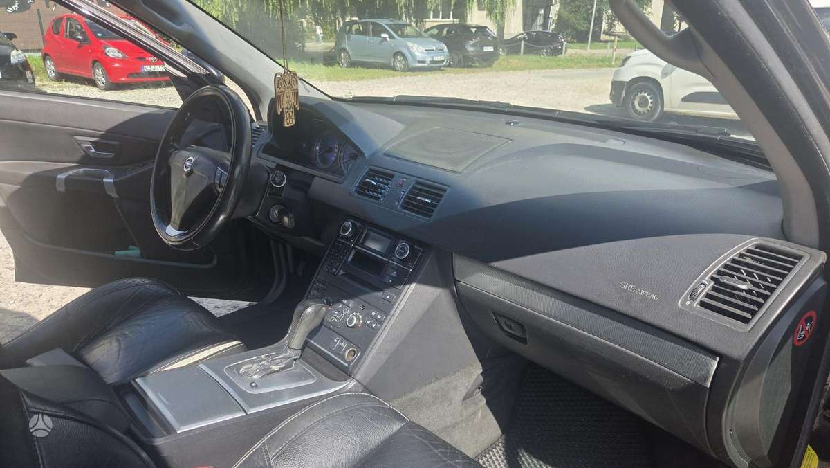 Volvo XC90 - 7
