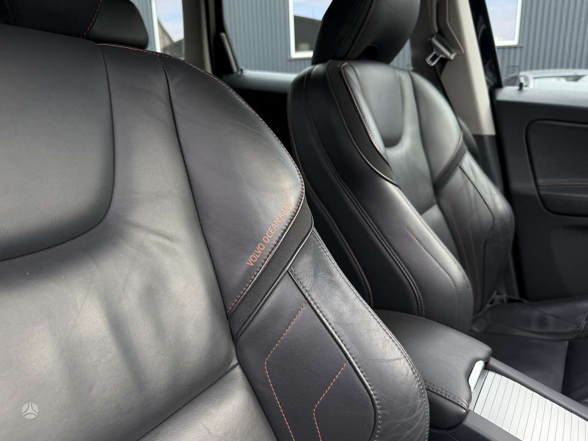 Volvo XC60 - 11