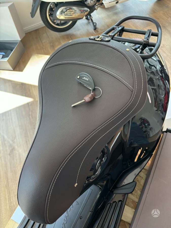 Piaggio Vespa, scooters / mopeds