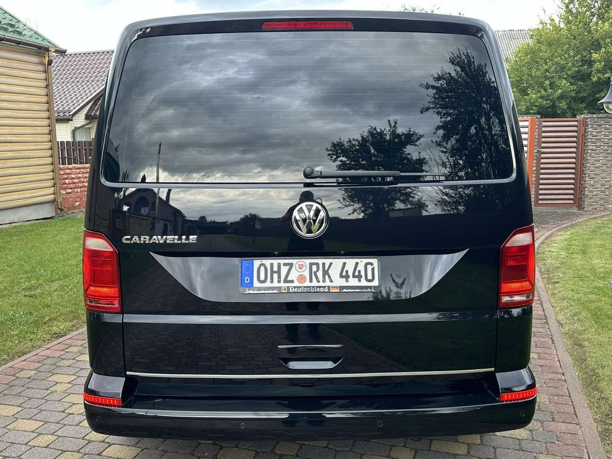 Volkswagen Caravelle - 7