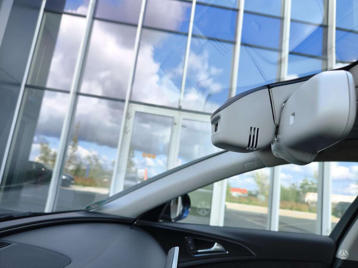 Audi A6, 3.0 l., universalas