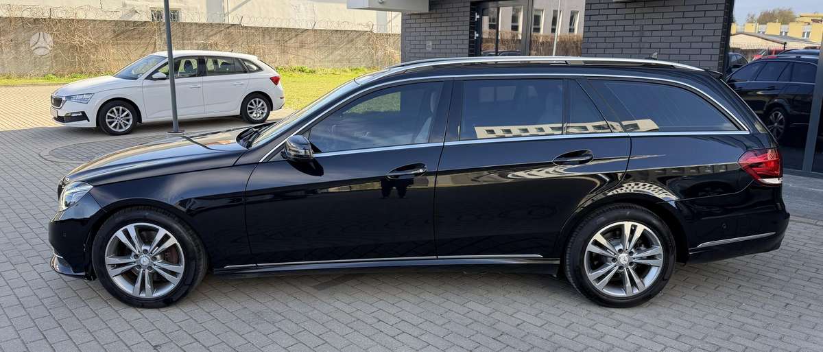 Mercedes-Benz E320, 3.0 l., Универсал