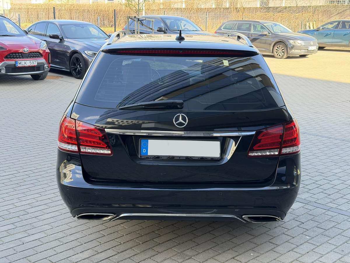 Mercedes-Benz E320, 3.0 l., Универсал