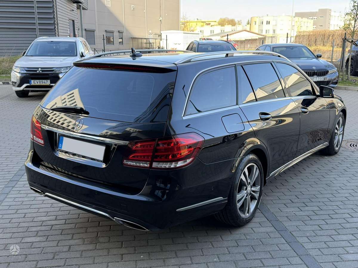 Mercedes-Benz E320, 3.0 l., Универсал