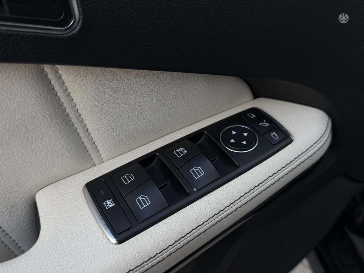 Mercedes-Benz E320, 3.0 l., Универсал