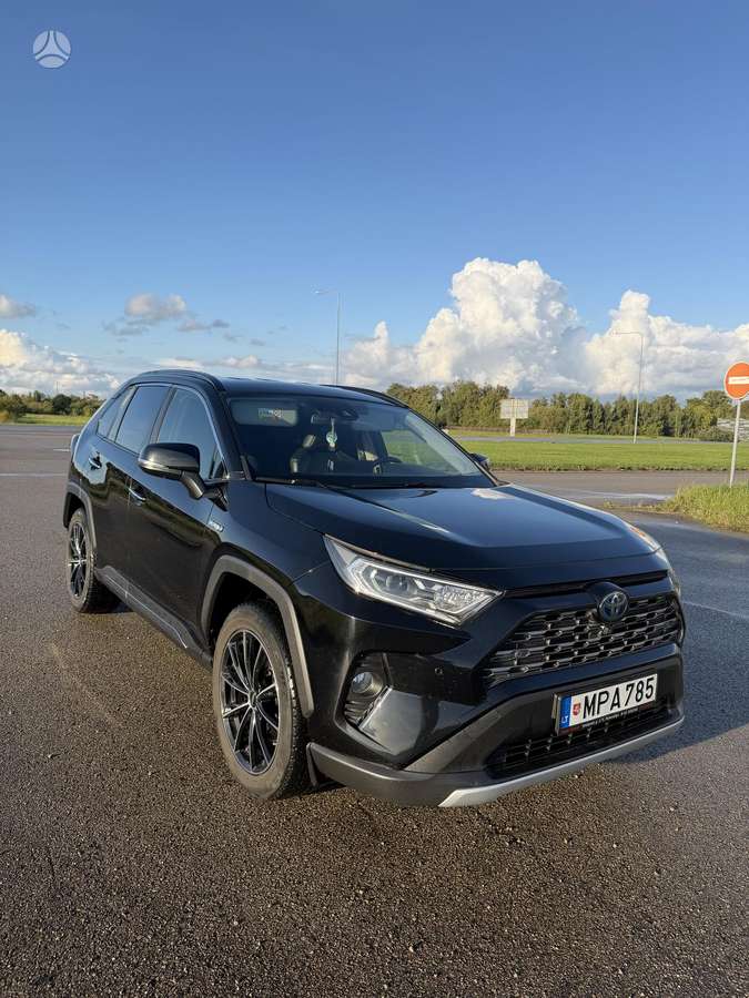 Toyota RAV4 - 3