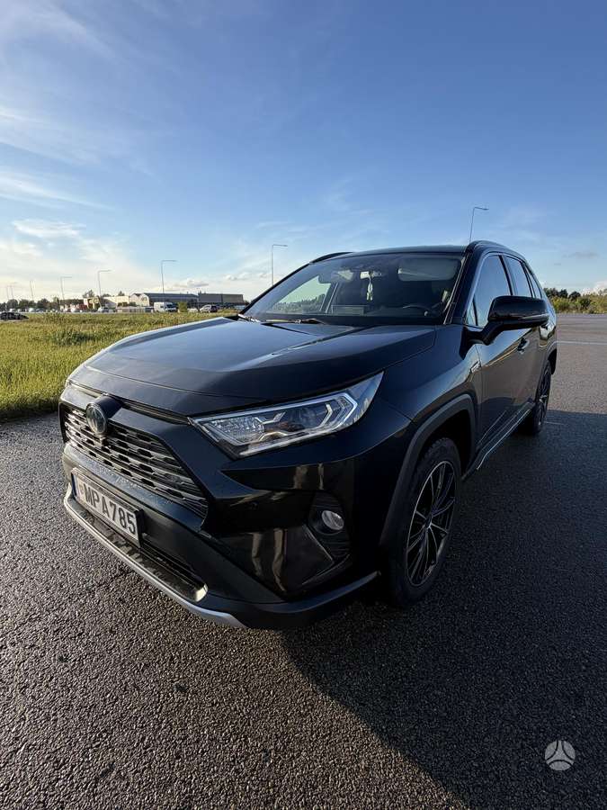Toyota RAV4 - 9