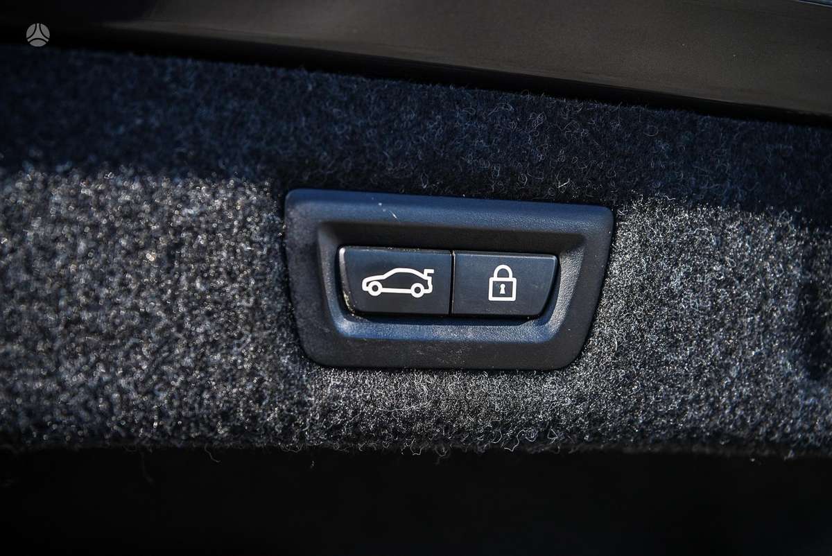 BMW 525, 2.0 l., Седан