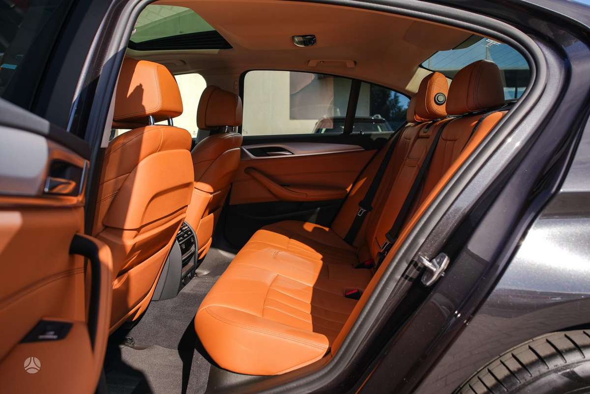 BMW 525, 2.0 l., Седан
