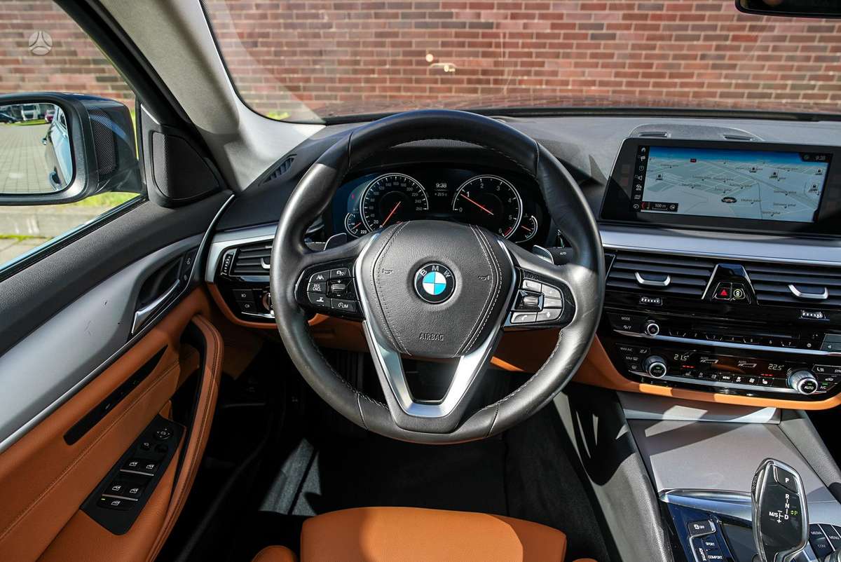 BMW 525, 2.0 l., Седан
