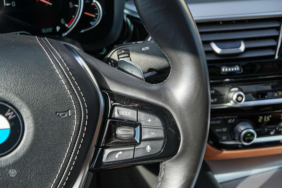 BMW 525, 2.0 l., Седан
