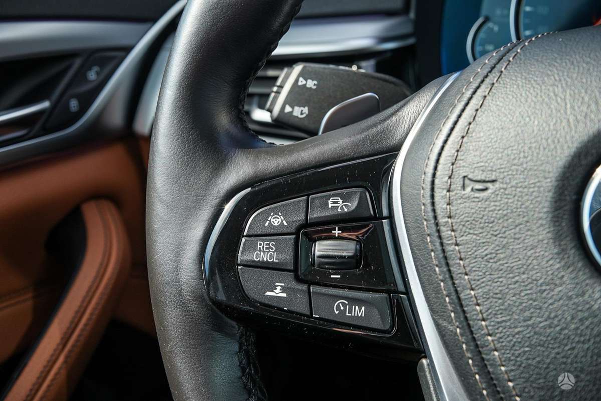 BMW 525, 2.0 l., Седан