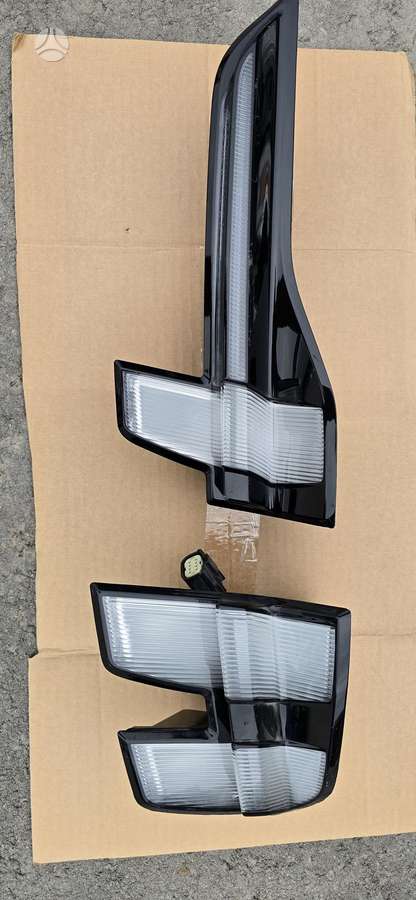 Ford Mustang Mach-E lamps