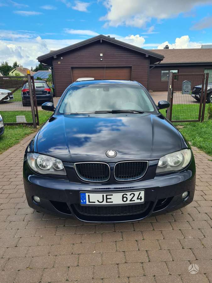 BMW 118, 2.0 l., Хэтчбек